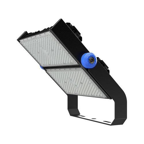 Lampu sukan diterajui kuasa tinggi 500w